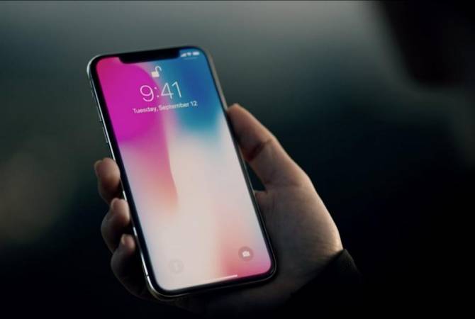 Apple рассказала о будущем iPhone Джони Айв
