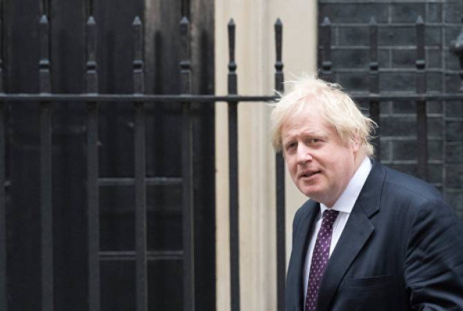 Британия не может иметь нормальных отношений с Россией, заявил Джонсон