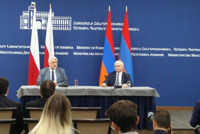 Министра иностранных дел Армении встретился с министром иностранных дел Польши

