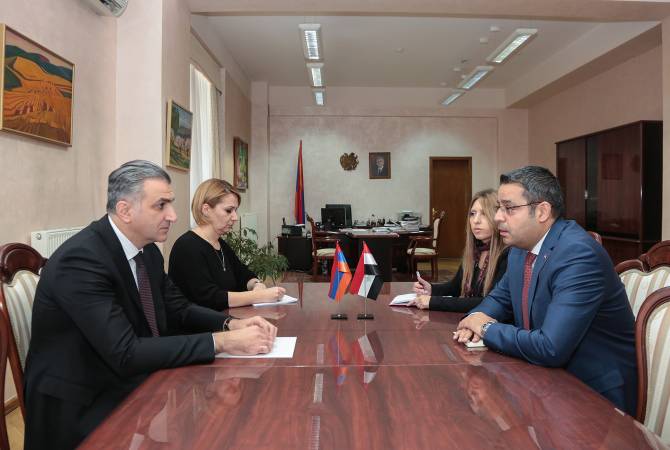 Armenian agriculture minister holds meeting with Syrian Ambassador