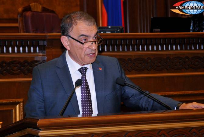 Делегация во главе с председателем НС Армении Ара Баблояном отбывает в Душанбе