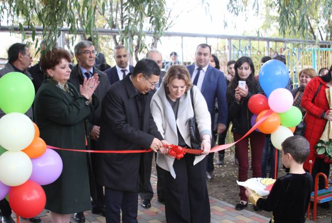 «Բարի գալուստ Հայաստան»-ի նախագահն ու ՀՀ-ում ՉԺՀ դեսպանն այցելել են Գյումրու 
«Ժպիտ» մանկապարտեզ