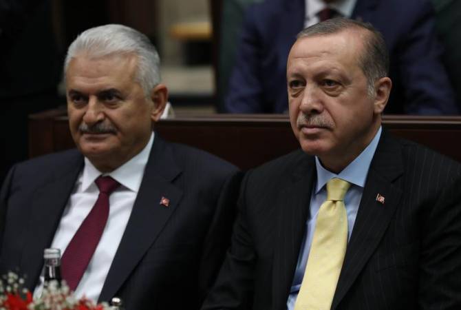 Турецкие судьи подали иск против президента и премьер-министра Турции Эрдогана и 
Йылдырыма