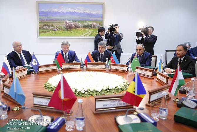 Карен Карапетян в Ташкенте принял участие в заседании Совета глав правительств СНГ
