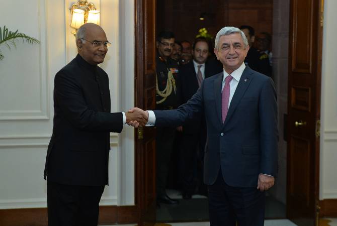 Президент Армении встретился с президентом Индии

