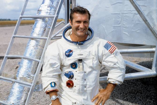 Астронавт Ричард Гордон скончался в возрасте 88 лет