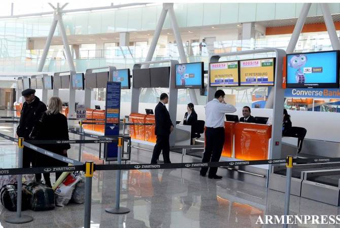  Находящийся в розыске пассажир авиарейса Краснодар-Ереван сдался полицейским 