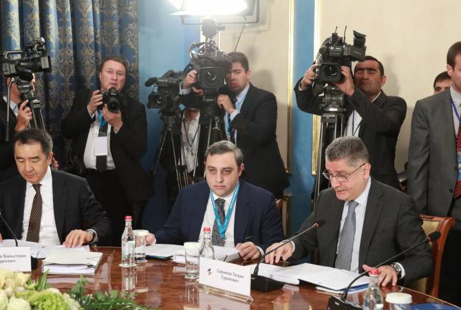 Тигран Саркисян: «Перед евразийской интеграцией стоят глобальные вызовы и главный 
из них – скорость изменений во всех сферах деятельности»