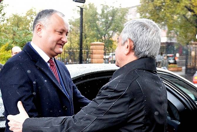 Farewell ceremony for President of Moldova held in Armenian Presidential Palace