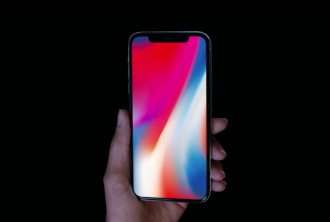 Apple признала проблемы с экраном iPhone X