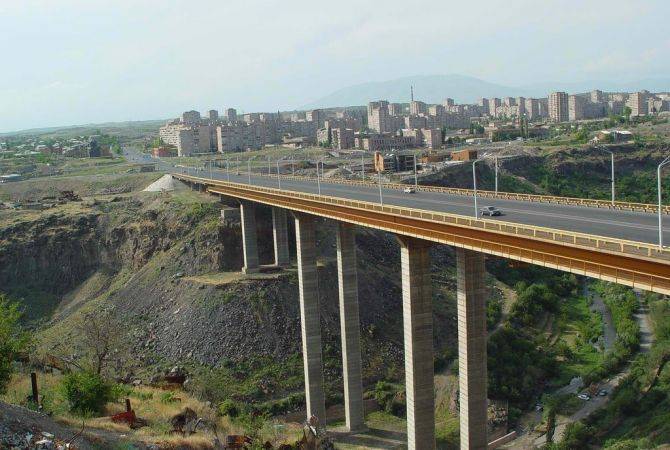 В Ереване гражданин упал с Давидашенского моста