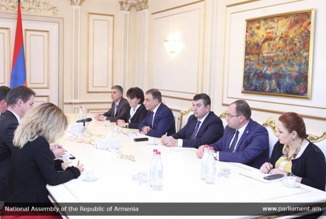 Спикер НС Армении принял французского сенатора Кристофа Андре-Фрасса
