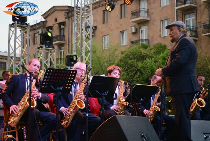 Կոնսերվատորիայի Էստրադային-ջազային երաժշտության ամբիոնի 20 և կոմպոզիտոր 
Երվանդ Երզնկյանի 70-ամյա հոբելյանները նշվեցին մեծ շուքով