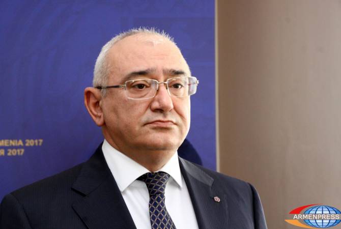 Центральная избирательная комиссия Армении откликнулась на требования Паруйра 
Айрикяна