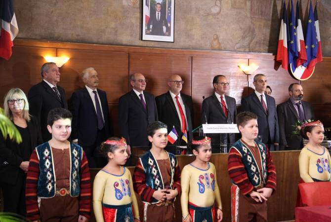 Бако Саакян принял участие в церемонии подписания декларации о дружбе между 
Альфорвилем и арцахским городом Бердзор