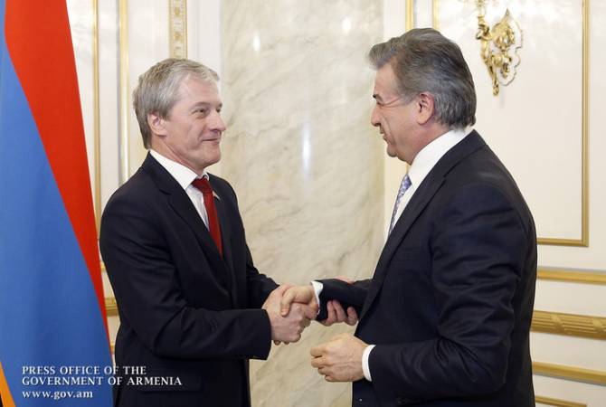 Armenian PM receives deputy chairman of House of Representatives of Belarus’ Parliament