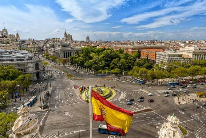 Мадрид прекратит контроль счетов властей Каталонии, если будет уверен в соблюдении 
закона