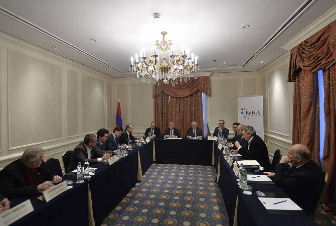 Президент встретился с членами совета организации «Европейские друзья Армении»
