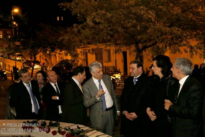 Мэр Еревана Тарон Маргарян посетил площадь имени Согомона Тейлеряна в Марселе
