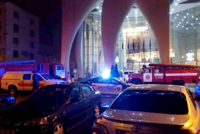 Пожар в гостинице "Лео Гранд" в Батуми потушен