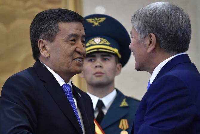 Ղրղզստանի նոր նախագահը հանրապետության հերոսի կոչում շնորհեց Աթամբաեւին 
