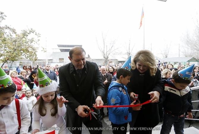 افتتاح روضة أطفال جديدة في الحي الإداري يريبوني بالعاصمة يريفان مع حضور السيدة الأولى ريتا 
سركيسيان