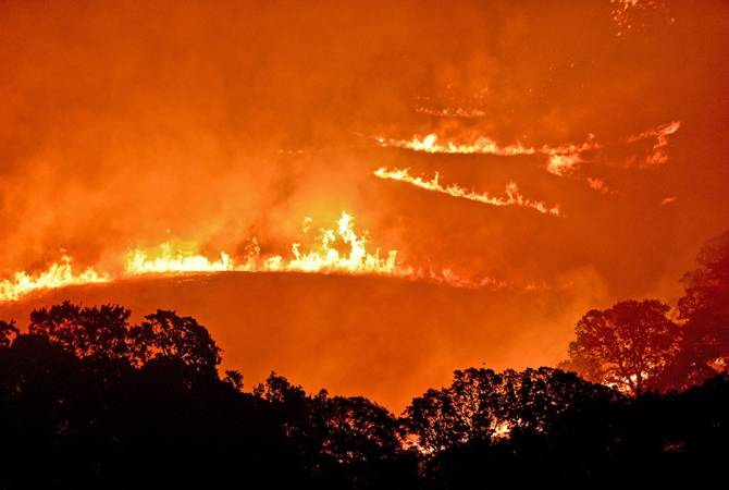 Пожары в Калифорнии сравнили с адом на Земле