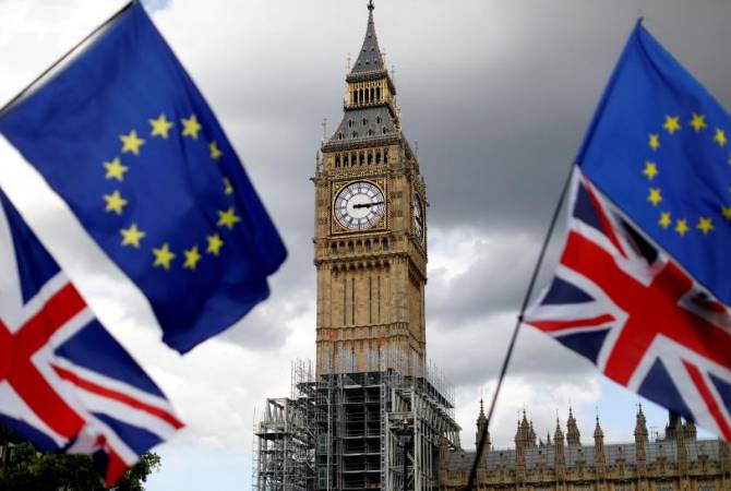 Британское правительство официально назвало размер счета за Brexit