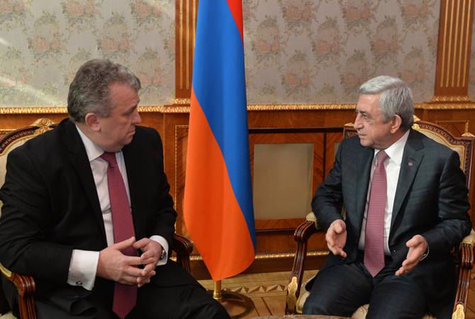 Президент Армении Серж Саргсян принял посла Румынии в Армении Сорина Василе