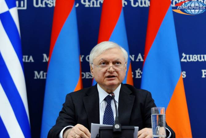 Армения встретит весну 2018 года без Цюрихских протоколов: министр ИД Армении 
Эдвард Налбандян