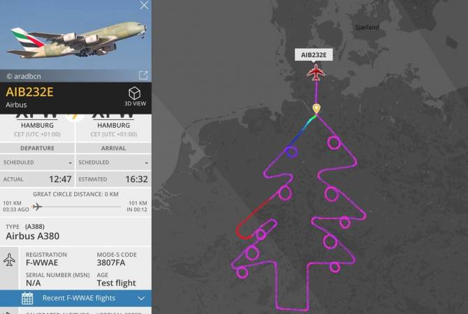 В небе над Германией Airbus A380 "нарисовал" новогоднюю ель