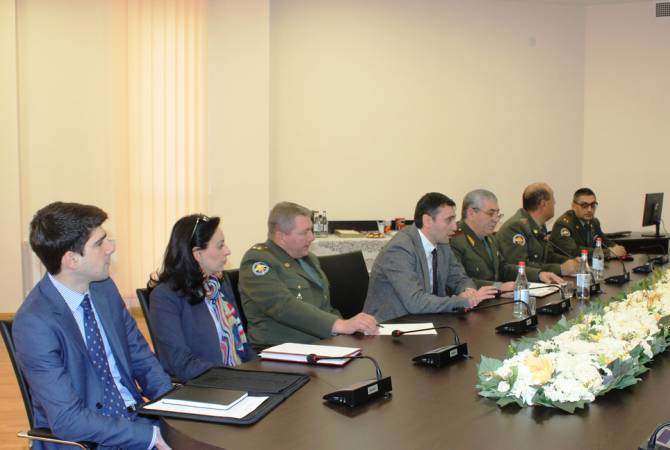 Послы США, Великобритании и Германии в РА и офицер НАТО посетили Военную 
академию Армении