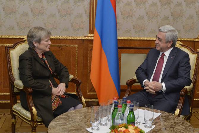 Президент Армении Серж Саргсян принял заместителя генерального секретаря НАТО Роуз 
Гетемюллер
