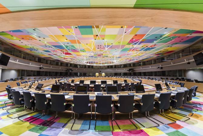 Եվրահանձնաժողովը ԵՄ-ի պատմության մեջ առաջին անգամ պատժիչ ընթացակարգ գործարկեց Լեհաստանի դեմ
