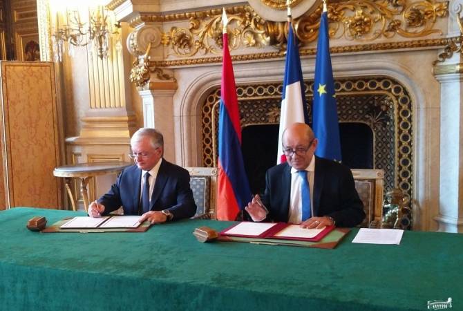 ՀՀ և Ֆրանսիայի ԱԳ նախարարներն ստորագրել են դիվանագիտական անձնակազմերի 
ընտանիքների կարգավիճակի մասին համաձայնագիր