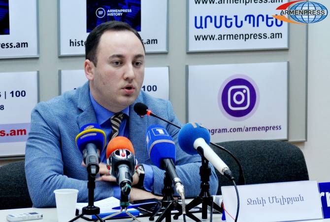 Эксперт считает визит президента Армении Сержа Саргсяна в Грузию конструктивным и 
позитивным
