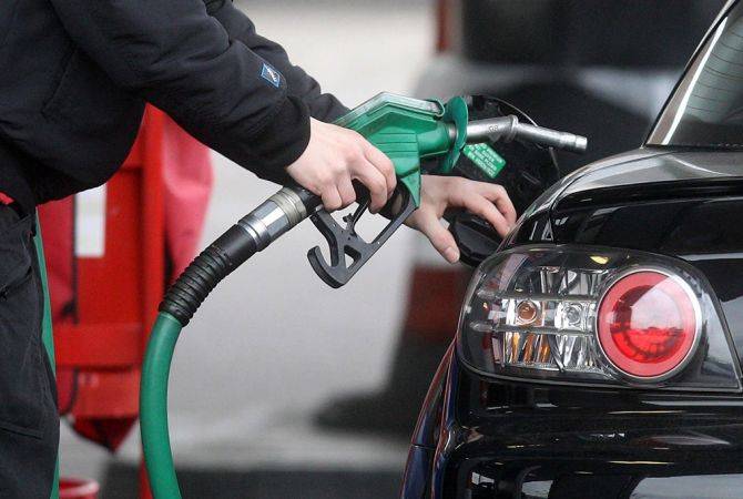 Prices of petrol and diesel fuel almost the same in Armenia and Georgia - SCPEC