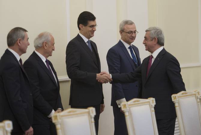Президент Армении Серж Саргсян принял организаторов церемонии вручения Премии Президента «За всемирный вклад в сферу информационных технологий»