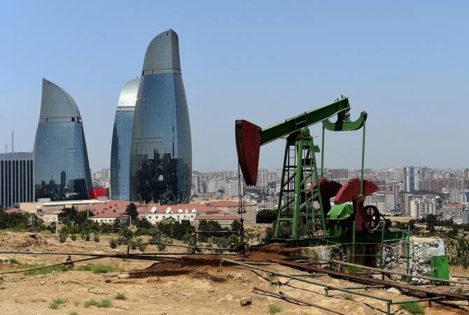 Промышленное производство в Азербайджане сократилось на 3,4%
