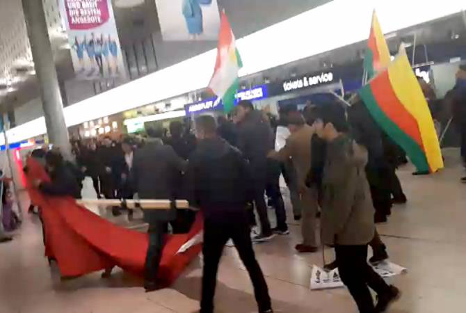В аэропорту Ганновера подрались курды и сторонники Эрдогана