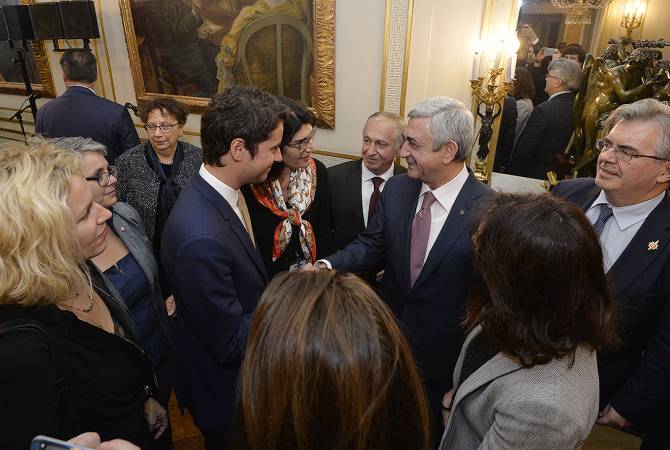الرئيس سركيسيان يلتقي رئيس وأعضاء لجنتي الصداقة الفرنسية- الأرمينية للبرلمان الفرنسي والتشديد 
على أهمية زيارات البرلمانيين إلى آرتساخ