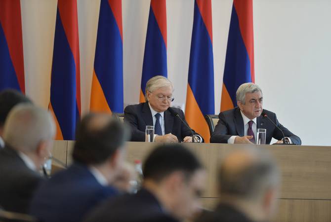 President Sargsyan meets with leadership of foreign ministry