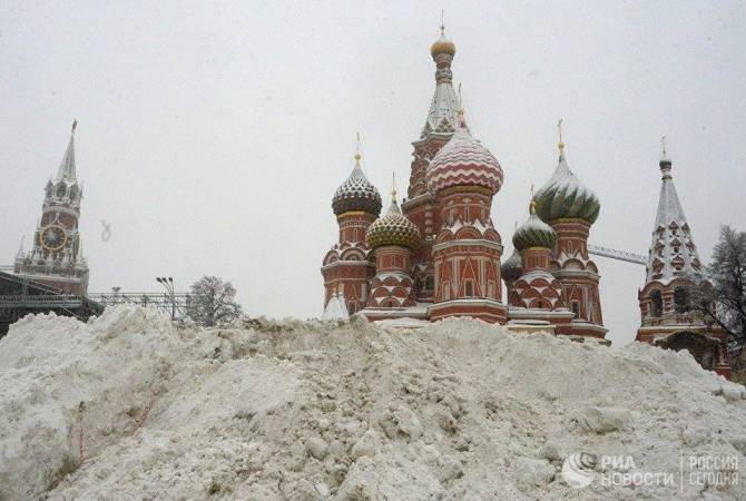 "Снежный Армагеддон": британцы поразились снегопадам в России