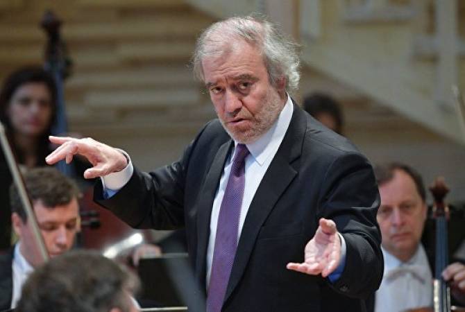 Гергиев и симфонический оркестр "Мариинки" отправятся в гастроли по Европе
