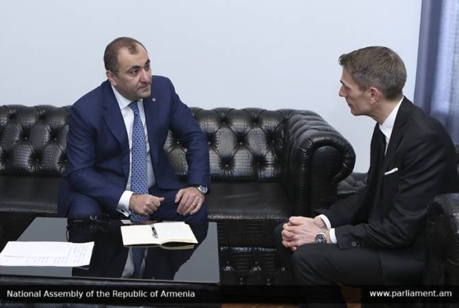 Генеральные секретари аппаратов парламентов Армении и Швейцарии  обсудили 
перспективы сотрудничества
