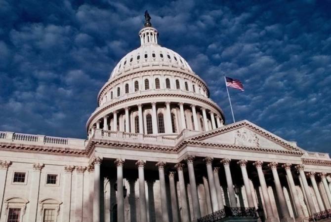 Сенат США утвердил параметры бюджета на два года, продлив финансирование 
правительства