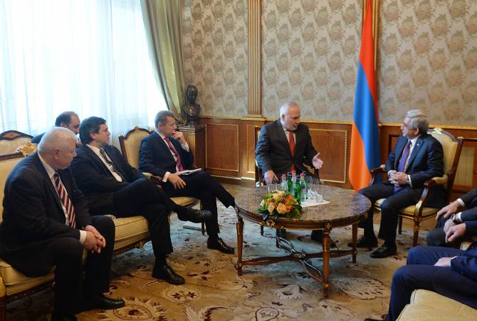 Сопредседатели  Минской группы ОБСЕ представили президенту Армении Сержу Саргсяну результаты бакинских встреч