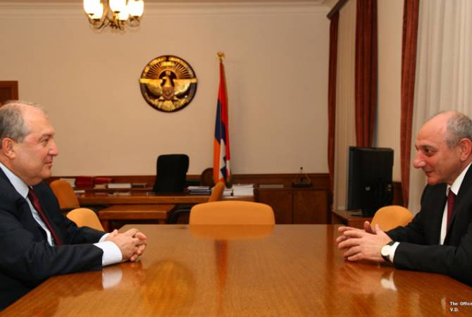  رئيس آرتساخ باكو ساهاكيان يستقبل المرشح لرئاسة جمهورية أرمينيا من قبل الحزب الجمهوري 
الأرميني أرمين سركيسيان