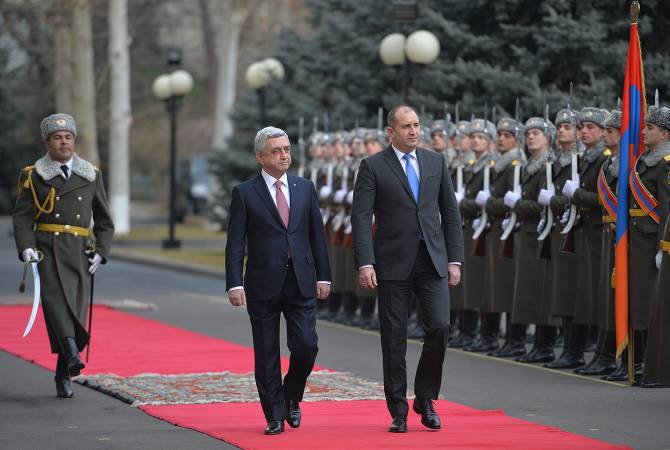 Farewell ceremony for Bulgarian President held at Armenian Presidential Palace