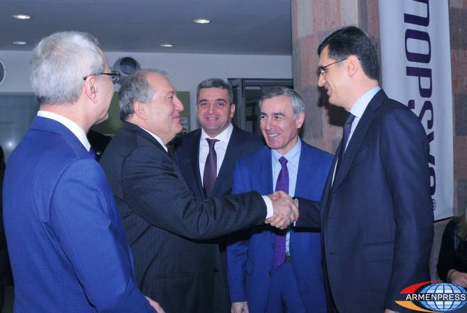 Армен Саркисян посетил образовательный центр компании «Synopsis Armenia»
